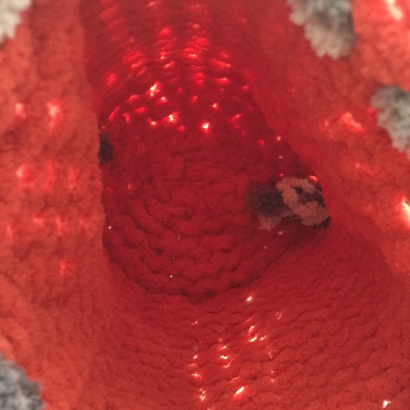 Mini yarn handmade backpack 🎒 - Picture 2 of 2